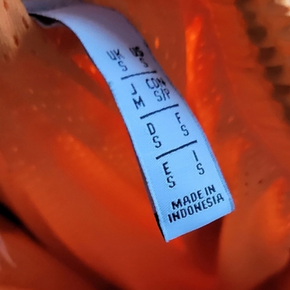 Adidas 2019 - Picture 4 of 4